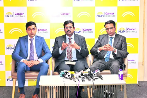 బ్లూమ్‌ సిండ్రోమ్‌ పిల్లలకు బీఎంటీతో శస్త్ర చికిత్స