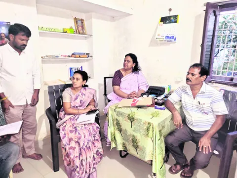 ఆర్‌ఎంపీ క్లినిక్‌ సీజ్‌ 
