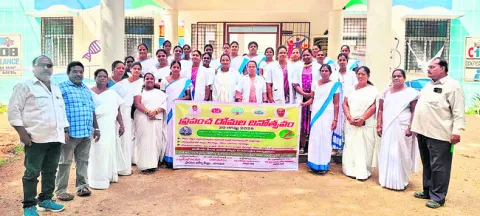 చిత్తూరులో గీత సామాజిక వర్గానికి మద్యం బార్‌ 
