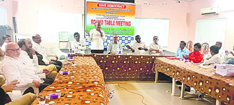 ఎలక్షన్‌ కమిషన్‌ ‘మోదీ కమిషన్‌’గా మారింది 