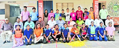 సాఫ్ట్‌బాల్‌ బాలికల జిల్లా జట్టు ఎంపిక 
