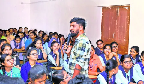 వైల్డ్‌లైఫ్‌ ఫొటోగ్రఫీపై అవగాహన 