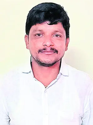 దివ్యాంగుల పింఛన్ల తొలగింపు దారుణం