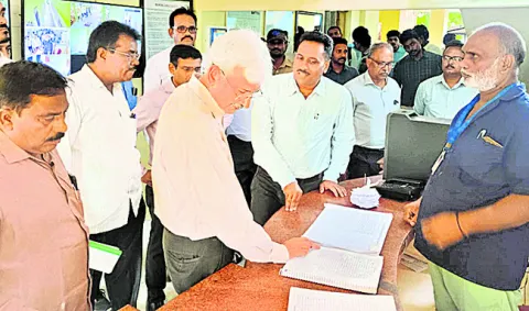 ఏఐఎస్