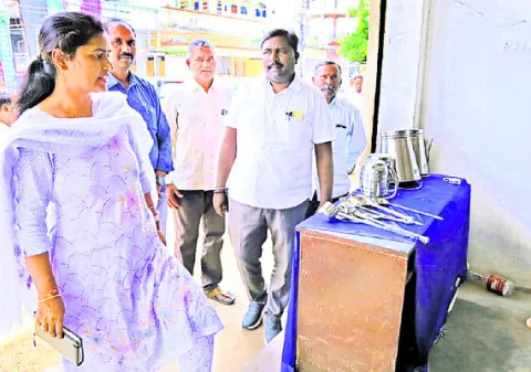 యూనిట్ల ఏర్పాటుపై దృష్టి సారించాలి
