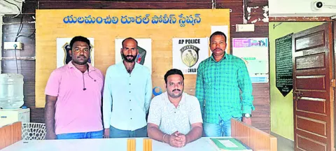 పరారీలో ఉన్న గంజాయి నిందితుడి అరెస్ట్‌ 