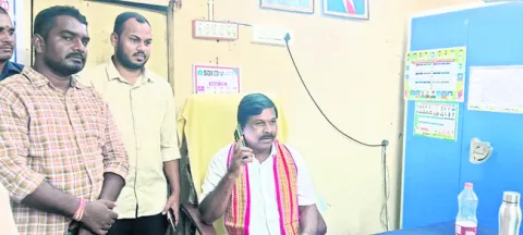 12 గంటలు దాటినా విధులకు రాలే..