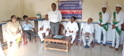 వృద్ధులను గౌరవించాలి