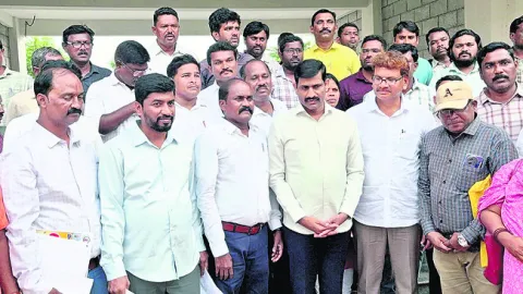 ఆత్మగౌరవ సభను విజయవంతం చేయండి