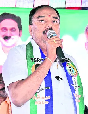 వారి కడుపుకొట్టి  ఏం సాధిస్తారు బాబూ?
