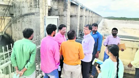 జూరాల ప్రాజెక్టు సందర్శించిన సీఈ 