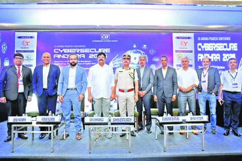 సైబర్‌ సెక్యూరిటీతో బలమైన ఆంధ్రప్రదేశ్‌గా ఎదగాలి 