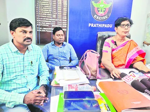 సారా రహితంగా మార్చుదాం
