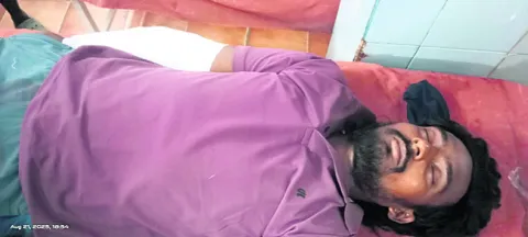 ఆటో ఢీ కొని యువకుడికి తీవ్ర గాయాలు