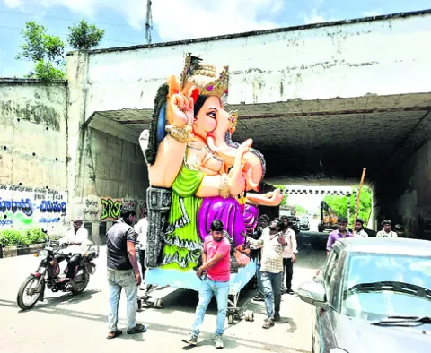 అడ్డం