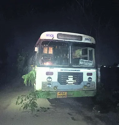 విరిగిన ఆర్టీసీ బస్సు స్టీరింగ్‌ రాడ్‌