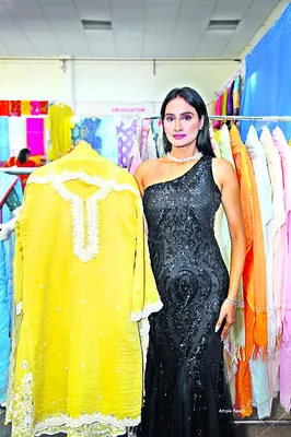 నేషనల్‌ సిల్క్‌ ఎక్స్‌పోలో 50 శాతం తగ్గింపు