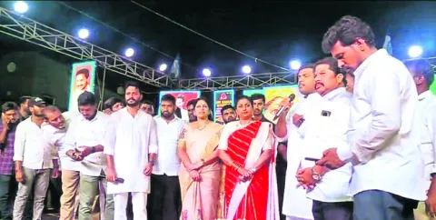 దొండపూడిలో ఘనంగా దుర్గాలమ్మ పండగ 