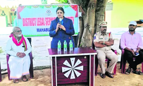 విద్యార్థి దశలోనే  అవగాహన ఉండాలి 
