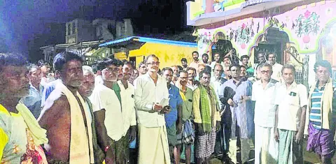 వీవీఆర్‌ పేటను పార్వతీపురంలో విలీనం చేయాలి 