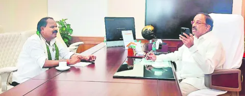 యూరియా కొరత లేకుండా చూడండి 