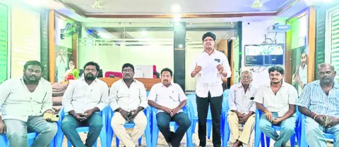 కూటమి హయాంలో కుంటుపడిన పంచాయతీల అభివృద్ధి 