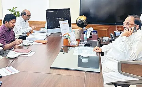 Minister Tummala Nageswara Rao ordered the issue of tokens to farmers For Urea