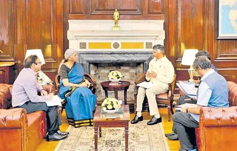 Chief Minister meets Union Finance Minister Nirmala Sitharaman14