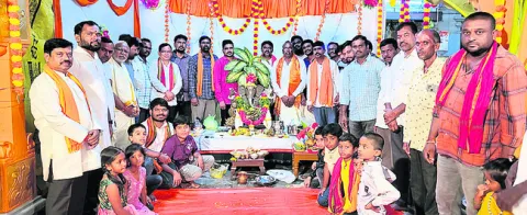 భక్తిమార్గం.. ఐక్యతా మంత్రం!