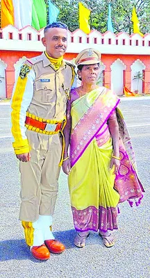 పేదరికం పరిధులు దాటి.. 