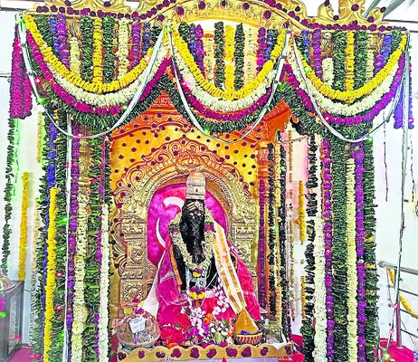 నిత్య పూజల్లో  ‘కొరడి గణపతి’ 
