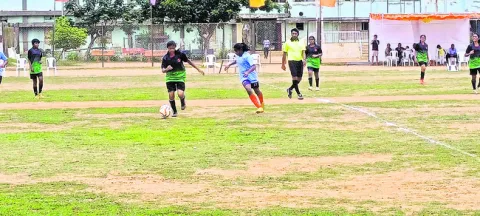రాష్ట్రస్థాయి ఫుట్‌బాల్‌ పోటీలు ప్రారంభం