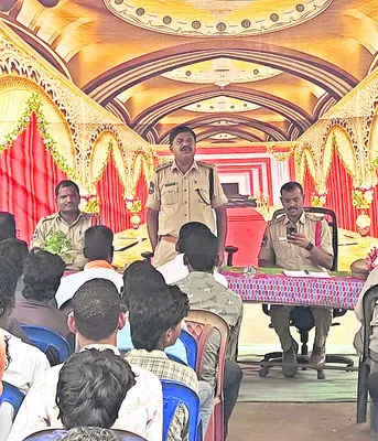 ప్రశాంత వాతావరణంలో ఉత్సవాలు జరుపుకోవాలి
