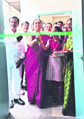చట్టాలపై అవగాహన అవసరం 
