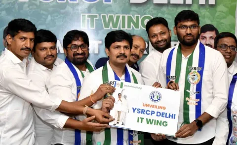 YSRCP MP Gurumurthy Fires On Chandrababu Government