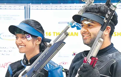 Indian pair wins gold in mixed at Asian Shooting Championship6