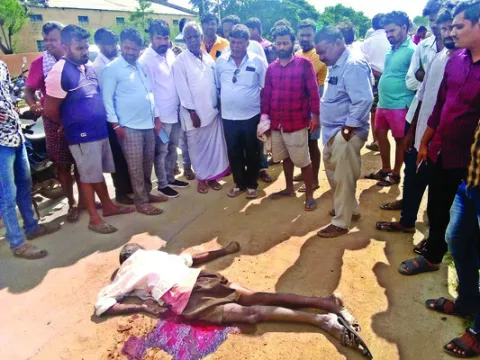 కారు ఢీ – వ్యక్తి మృతి 