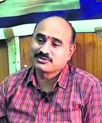 హైకోర్టు ఆదేశాలతో ఫిట్‌పర్సన్‌ బదిలీ