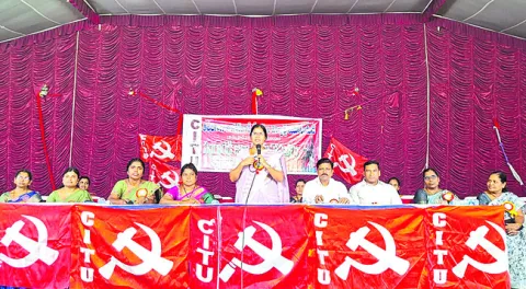 అంగన్‌వాడీలను క్రమబద్ధీకరించాలి