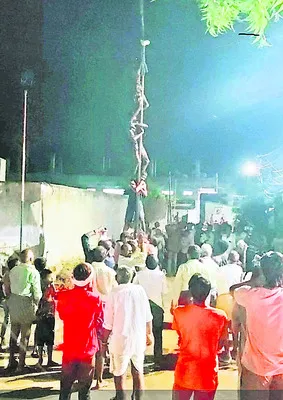 ఘనంగా స్తంభం పాకుడు
