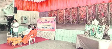యువత ఆర్‌ఎస్‌ఎస్‌లో చేరాలి 