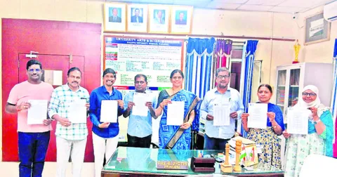 ఆర్ట్స్‌ కళాశాల డిగ్రీ సెమిస్టర్ల పరీక్షల ఫలితాల విడుదల