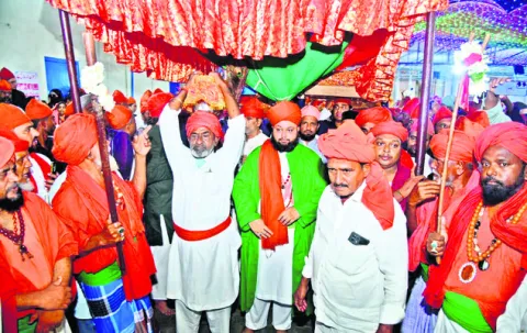 ఘనంగా గంధోత్సవం 