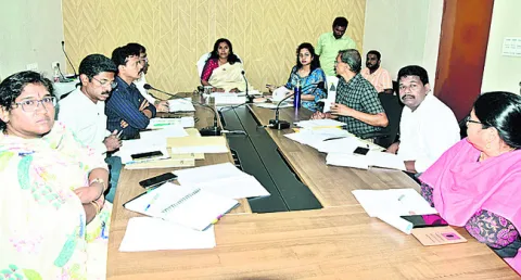 యువత క్రీడలపై మొగ్గు చూపేలా ప్రోత్సాహం 