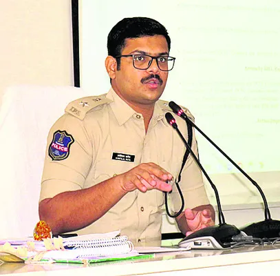 గణేశ్‌ నవరాత్రోత్సవాలకు పటిష్ట బందోబస్తు