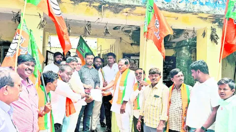 ఎన్నికల హామీలు అమలు చేయాలి