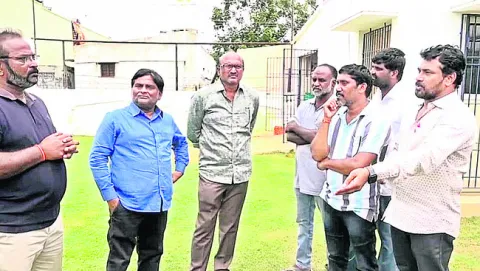 క్రికెట్‌ అసోసియేషన్‌లో కేటుగాళ్లు 