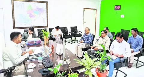 వచ్చే నెల1వ తేదీ నుంచి పాఠశాలల్లో ఆధార్‌ నమోదు 