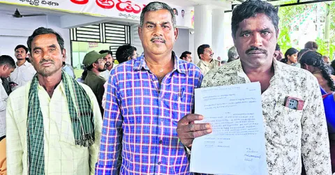 వారి వల్లే కాదంటున్నారు.. మరెవరికి చెప్పుకోవాలి! 
