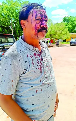 తన్నుకున్న ‘తమ్ముళ్లు’ 